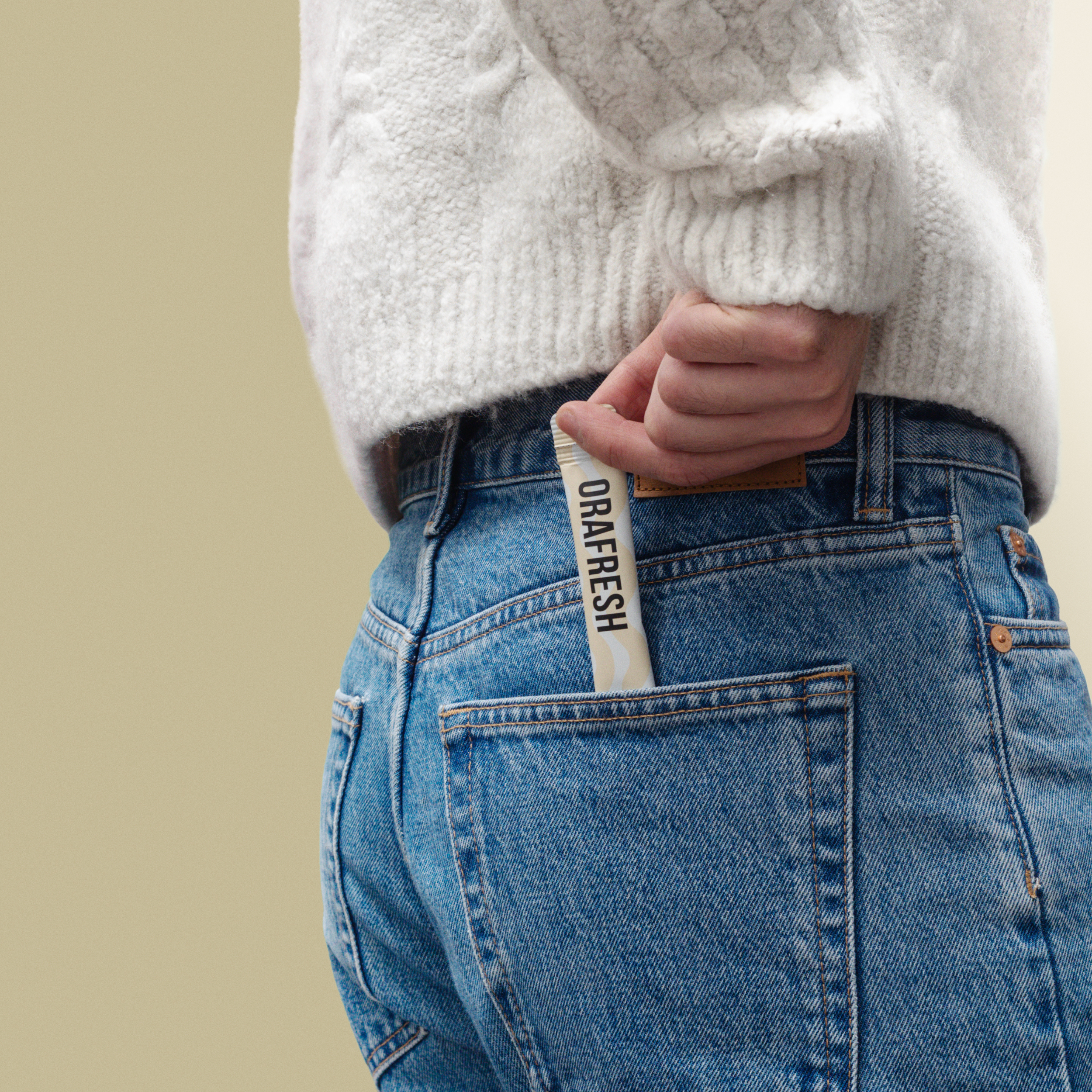 Sachet de bain de bouche Orafresh dans une poche, et partout avec vous